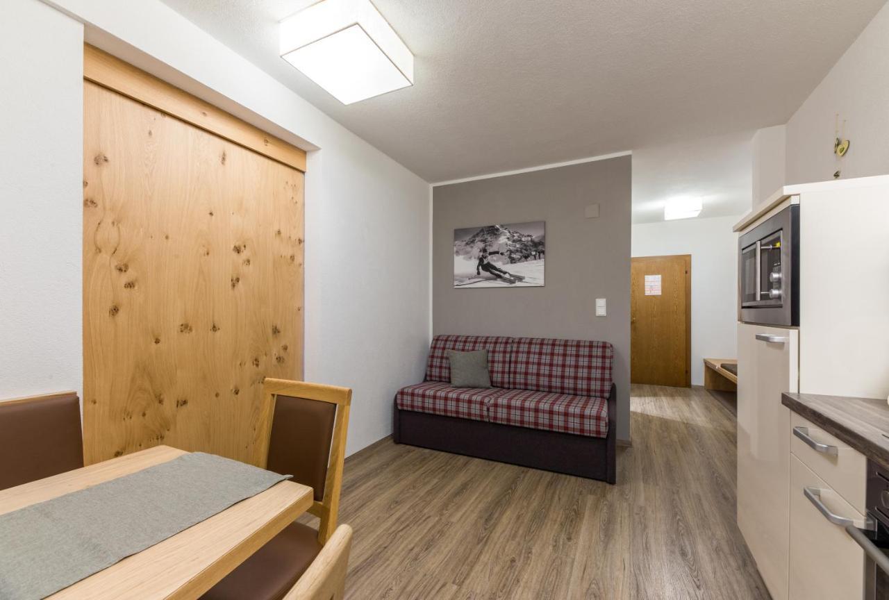 Birkenhof Premium Apart & Suites Lermoos Exterior photo
