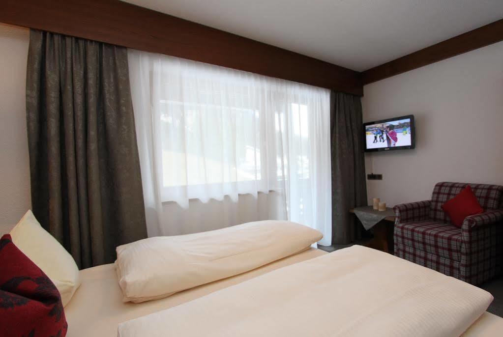 Birkenhof Premium Apart & Suites Lermoos Exterior photo